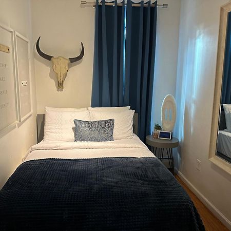 A Dedicated Space To Unwind Ню Йорк Екстериор снимка